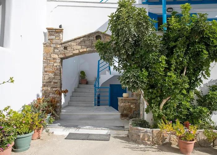 Apartamento Flora & Agia Anna (Naxos)