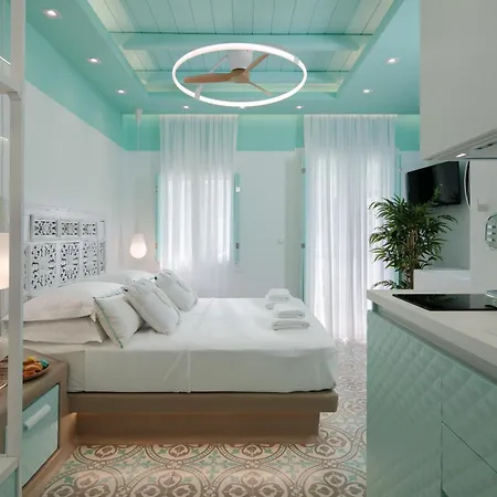 Flora & Apartman Ajía Ána