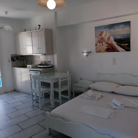 Flora & * Agia Anna (Naxos)