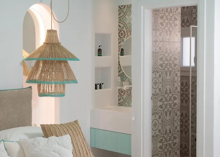 Flora & Agia Anna (Naxos)